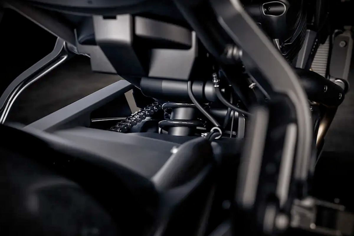 STAINLESS STEEL LACED WHEELS