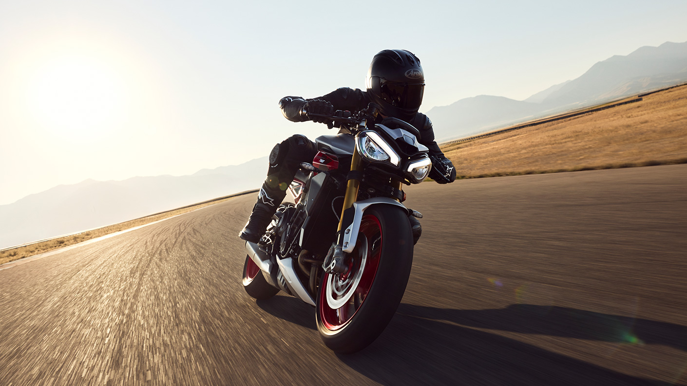 NEW SWITCHABLE OPTIMISED CORNERING TRACTION CONTROL