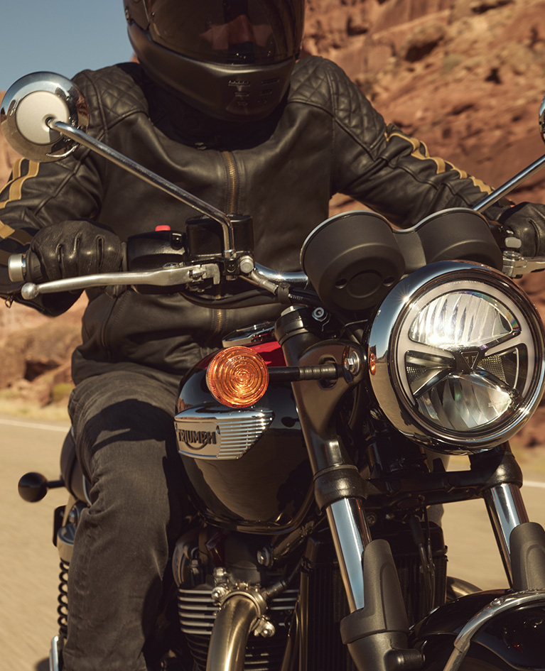 Bonneville T120