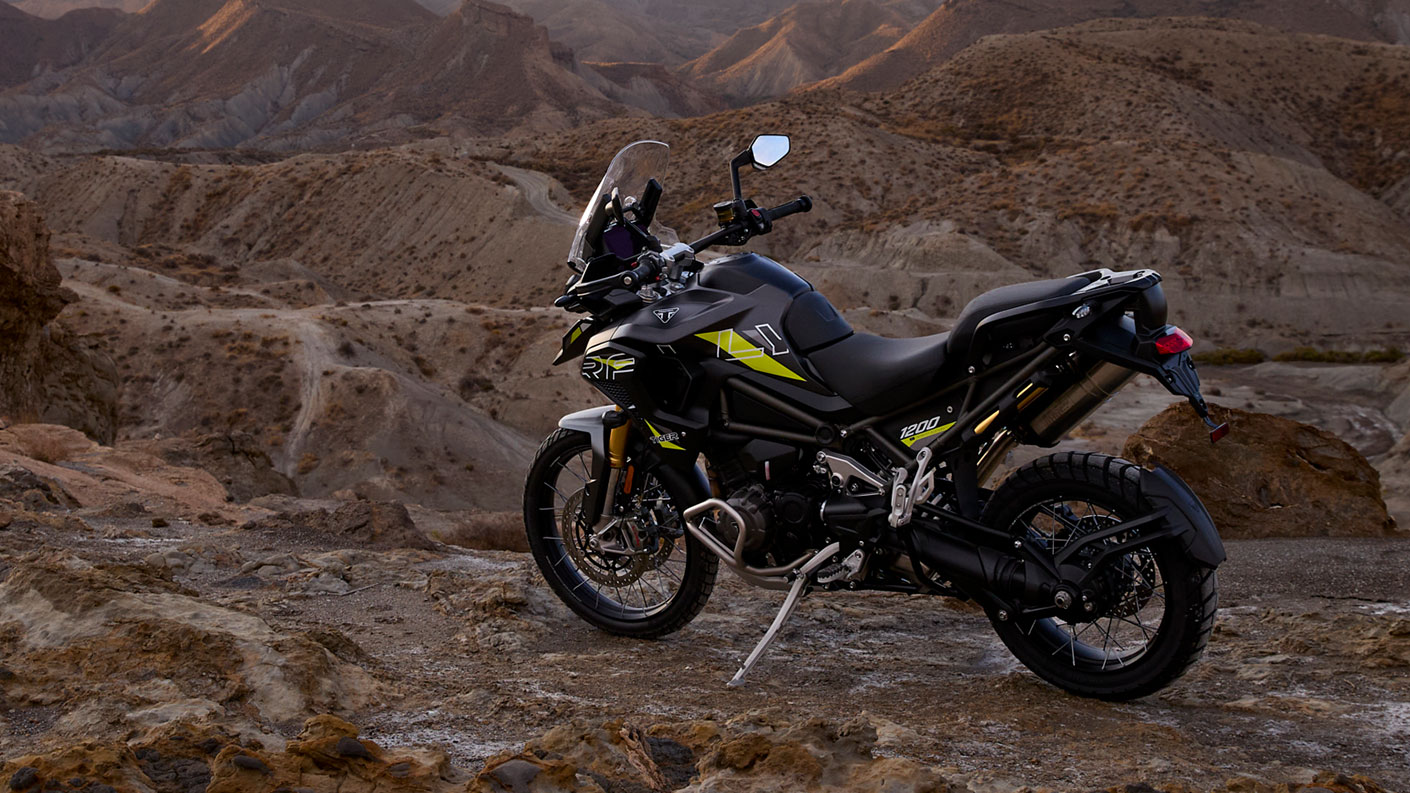 NEW TRI-LINK SWINGARM