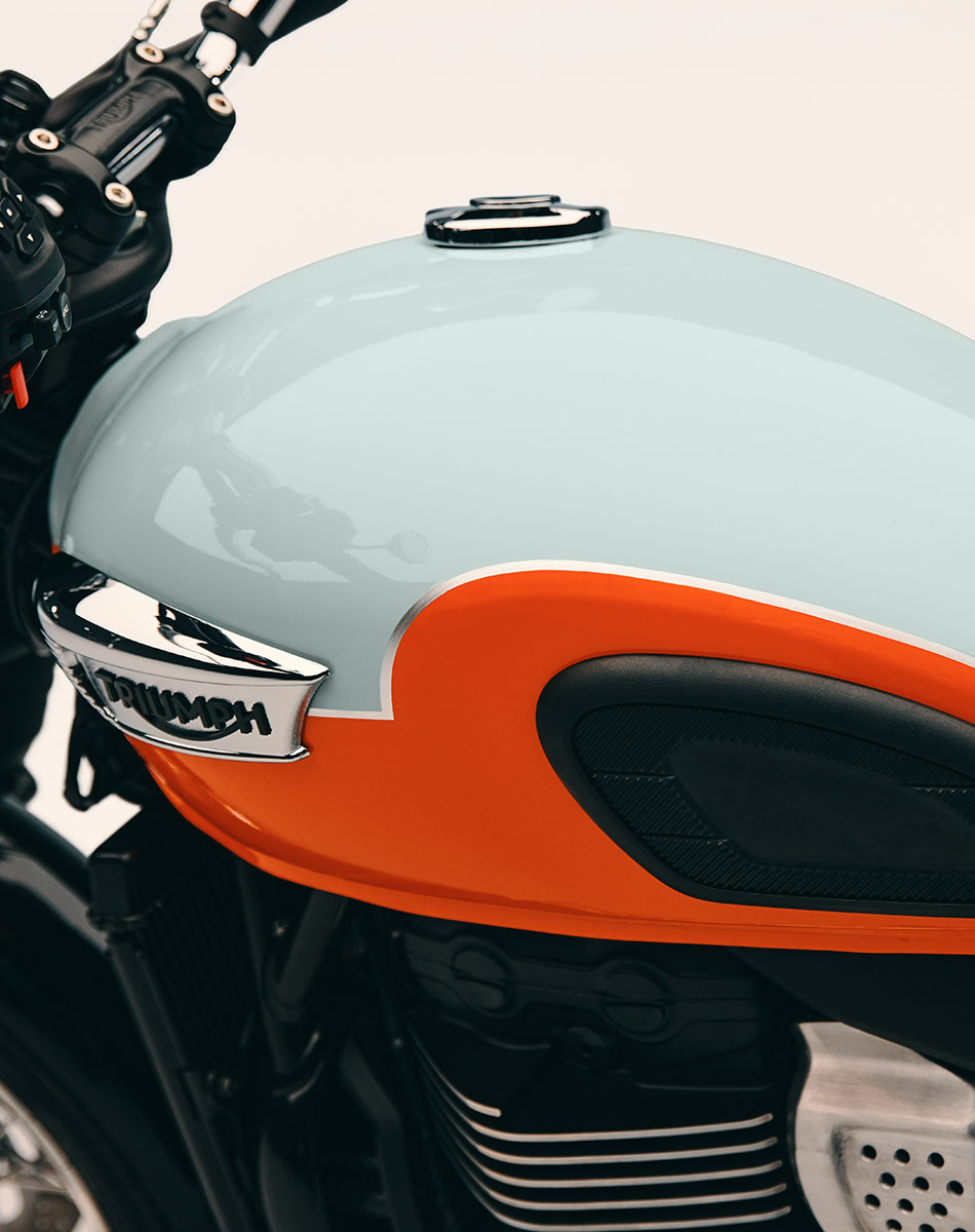 Bonneville T120